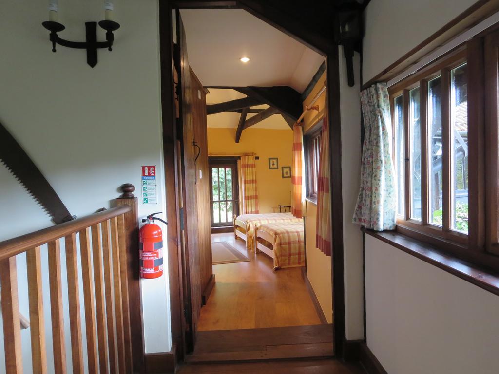 Combe Lancey Farmhouse B&B Crediton Zimmer foto